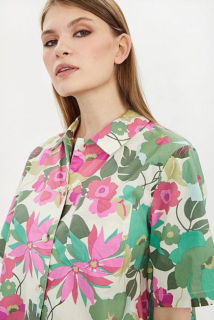 Блузка с крупным цветочным узором B191031