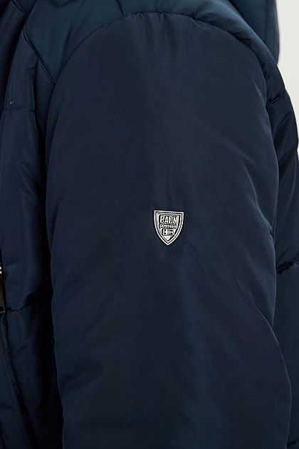 Удлинённая куртка с капюшоном B531505