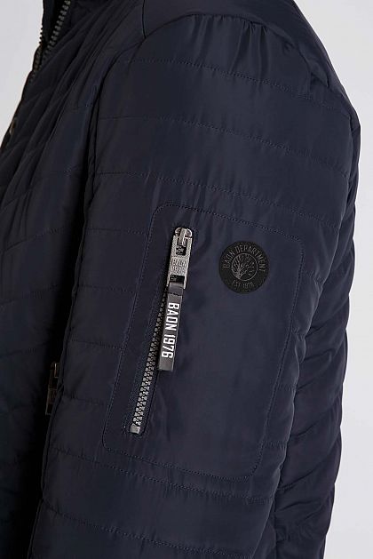 Куртка-бомбер с узкой стёжкой B5322011