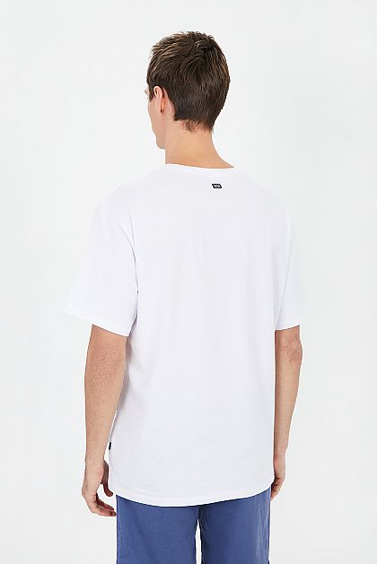 Базовая футболка COMFORT FIT с карманом B731203