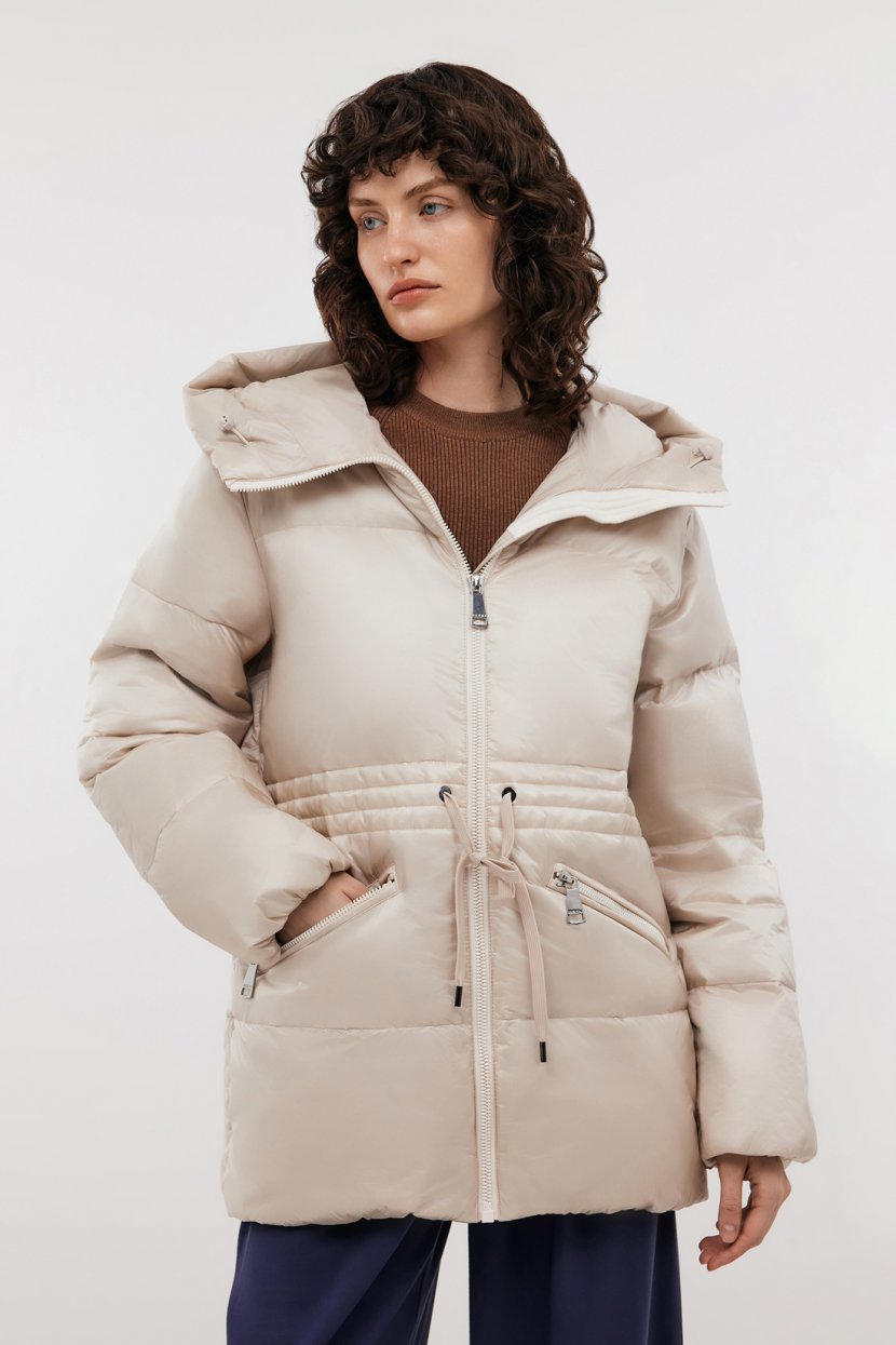 Пуховик с несъемным капюшоном L бежевый 16599₽