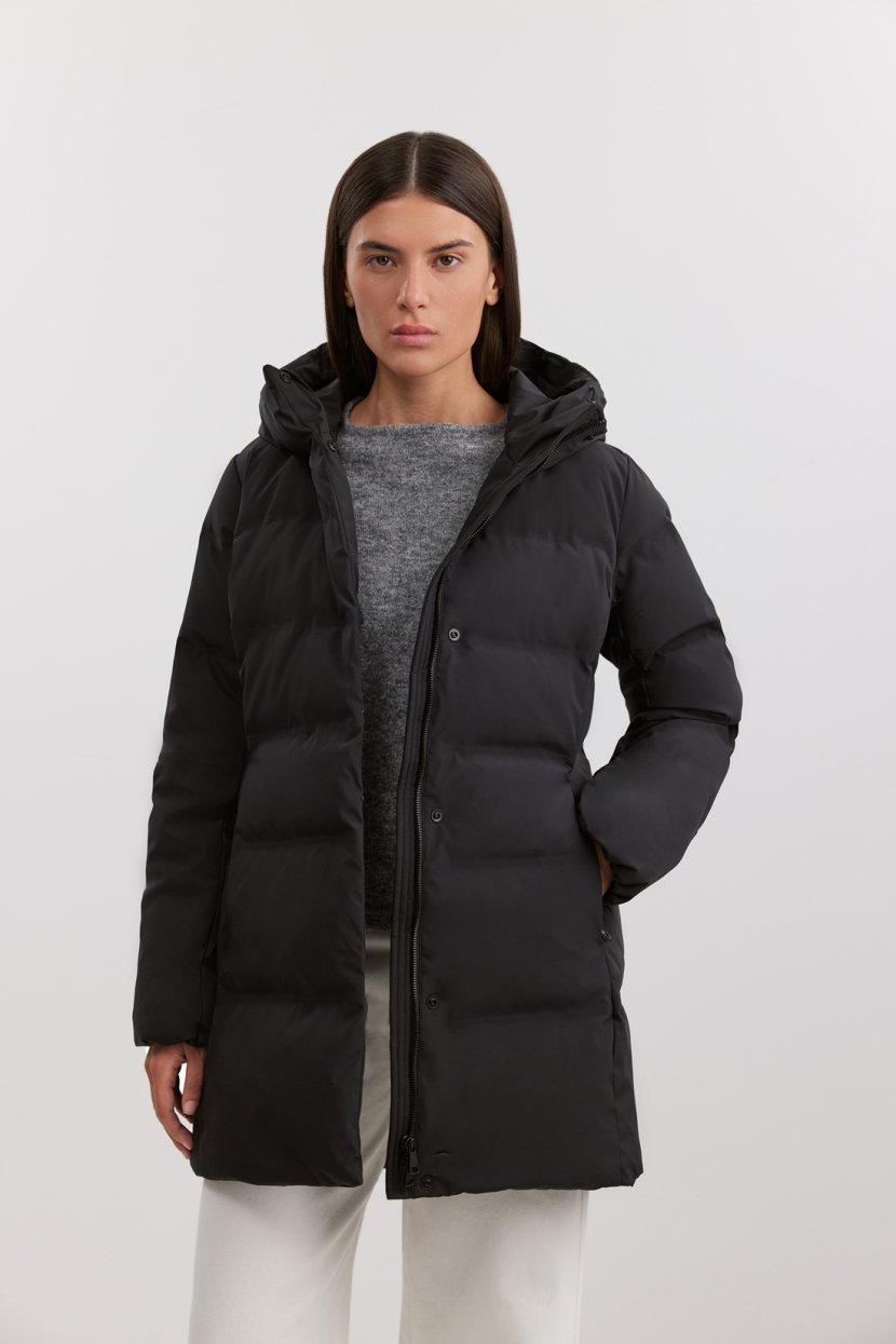 Пуховик с капюшоном 23199₽