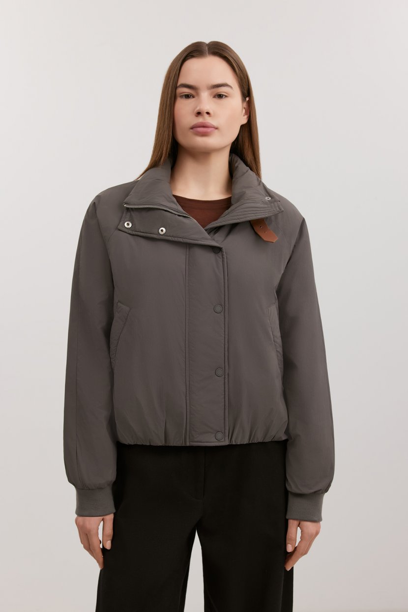 Короткая свободная куртка с ремешком 6499₽