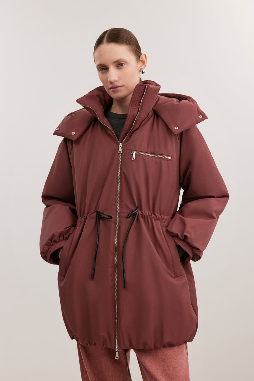 Удлиненная куртка с капюшоном 18699₽