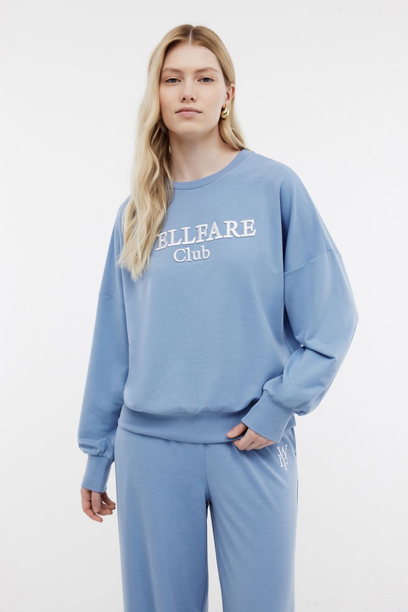 Толстовка из вискозного футера с вышивкой L голубой 2559₽