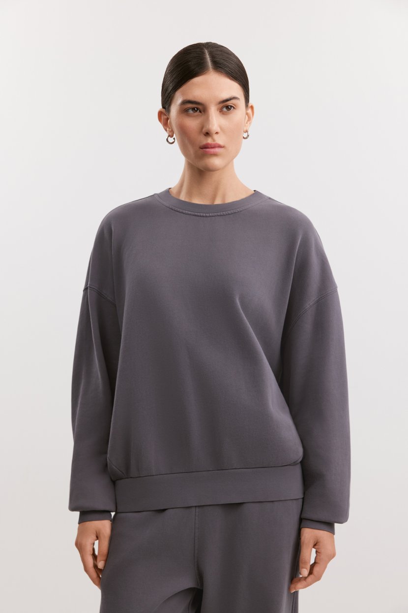 Оверсайз свитшот с варёным эффектом 2799₽