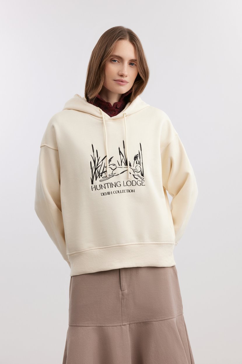 Толстовка с вышивкой 7299₽