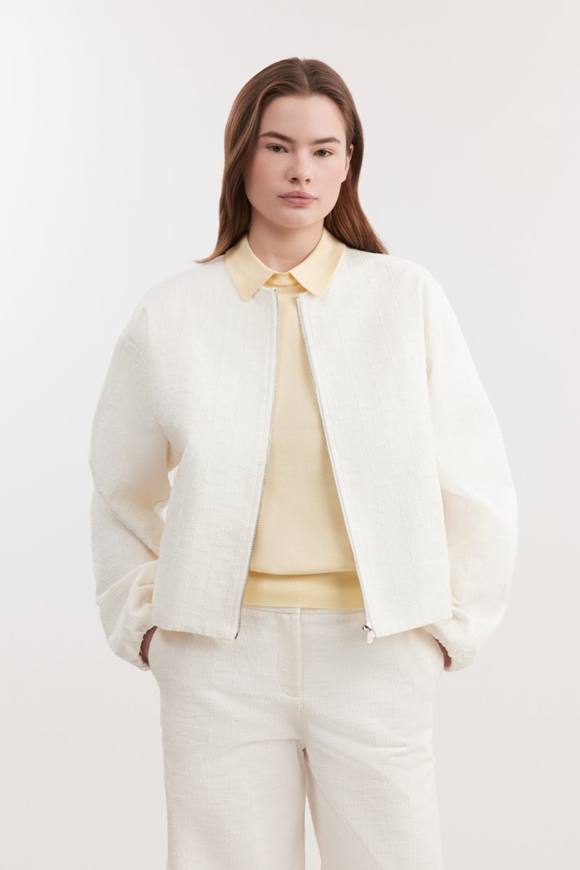 Хлопковый жакет-бомбер с перфорацией 12099₽