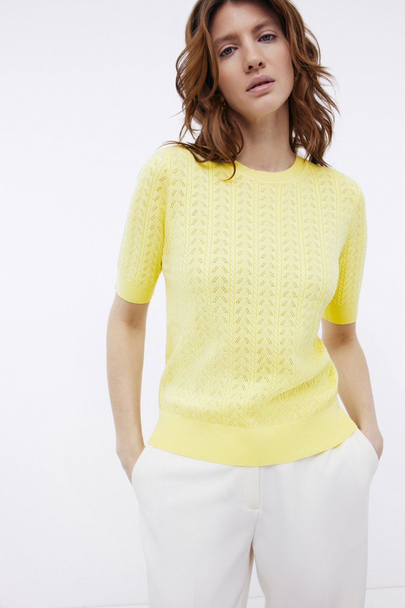 Ажурный джемпер с коротким рукавом  M желтый 4399₽