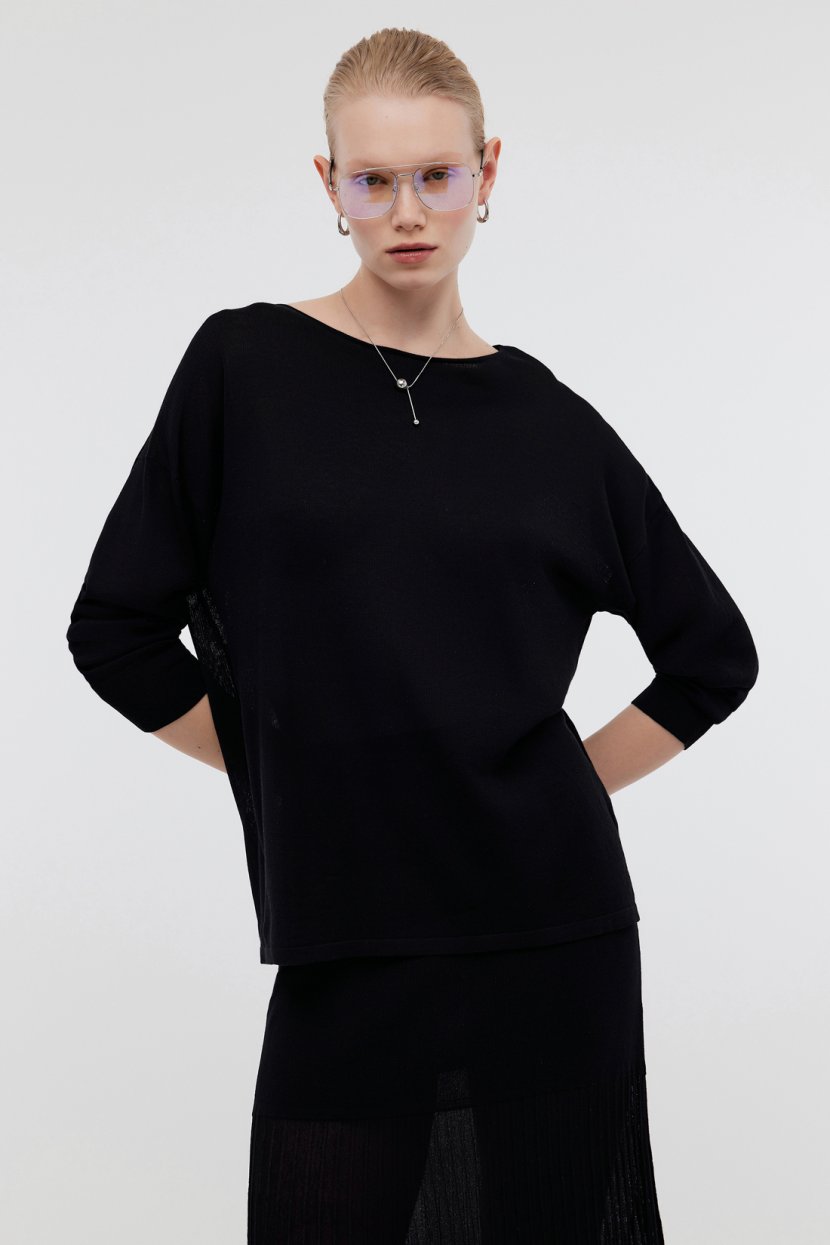 Джемпер-оверсайз с добавленим шёлка L черный 6899₽