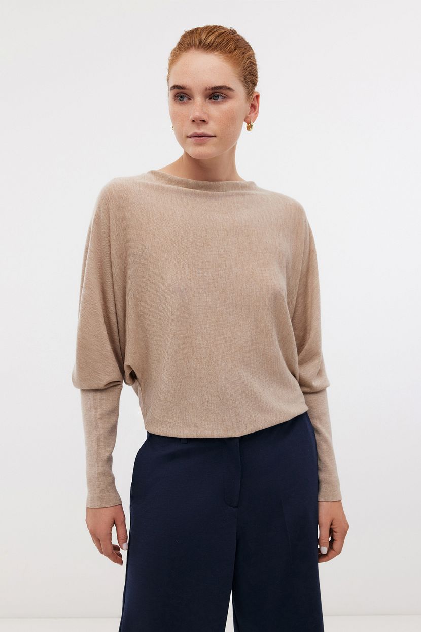 Джемпер с воротником хомут L бежевый 2399₽