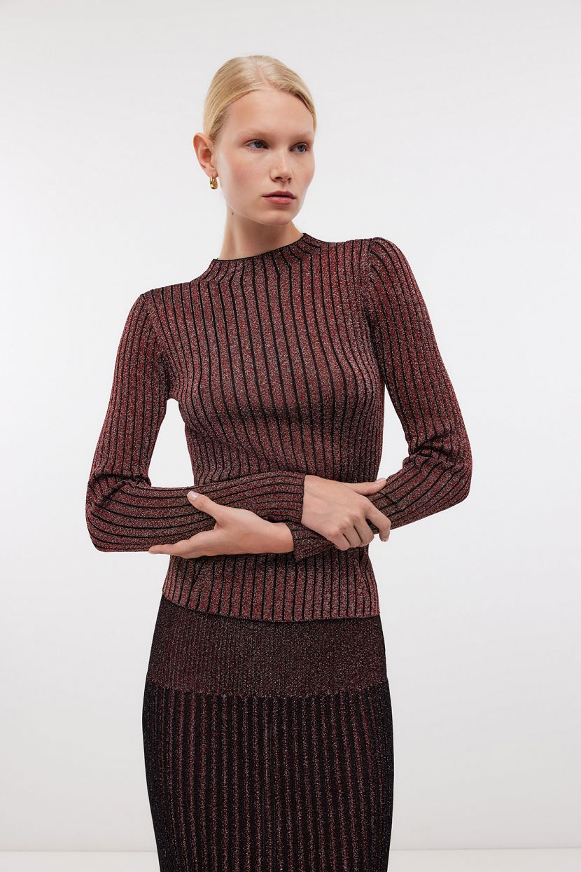 Джемпер с металлизированной нитью L красный 3999₽