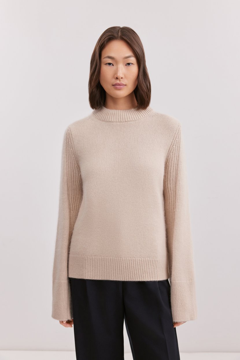 Джемпер с шерстью енота и ангоры