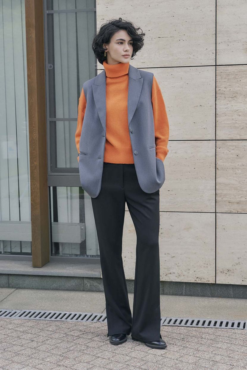 Костюмный жилет S серый 2399₽