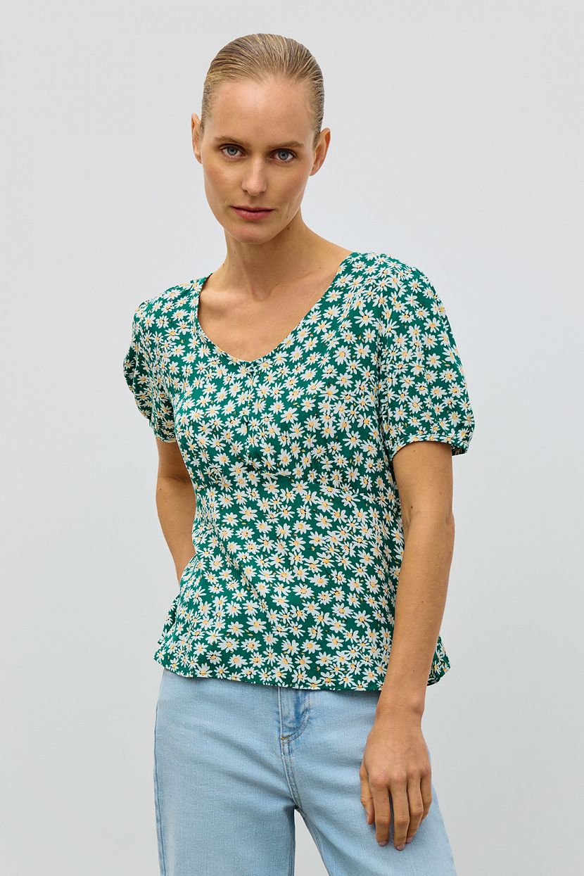 Приталенная блузка с цветочным принтом