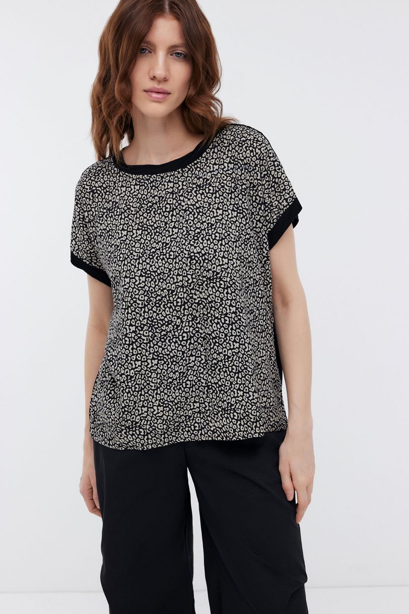 Блуза с анималистичным принтом L черный 2799₽