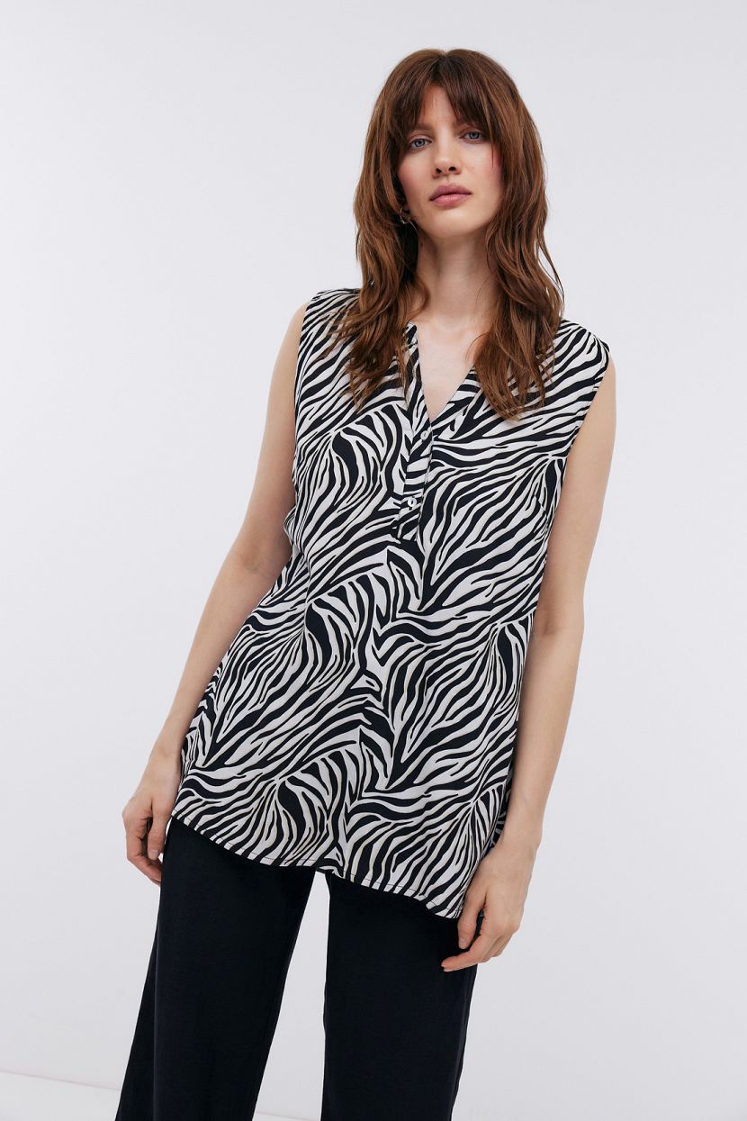 Блузка из вискозы с принтом L белый 2239₽