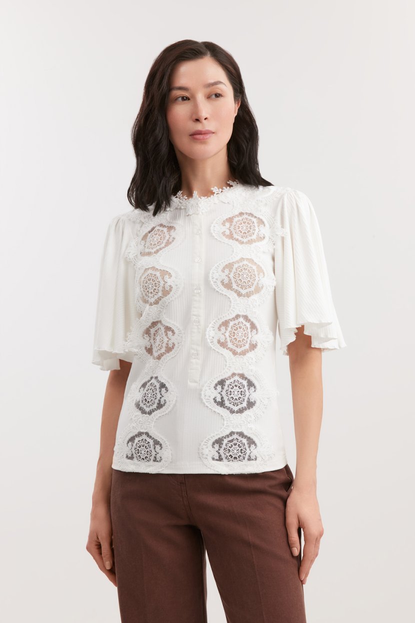 Блузка из трикотажа в рубчик с кружевом 7299₽