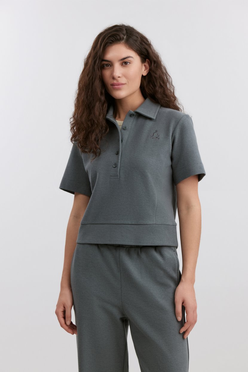 Трикотажное поло с вышивкой 4999₽