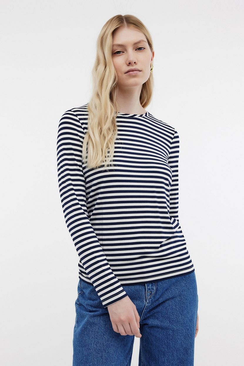 Лонгслив из вискозы в бретонскую полоску 1379₽