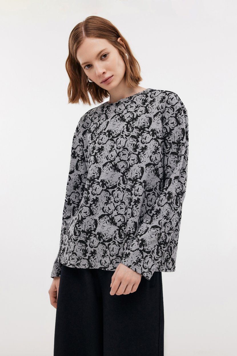 Лонгслив свободного силуэта с принтом роза L черный 2185₽