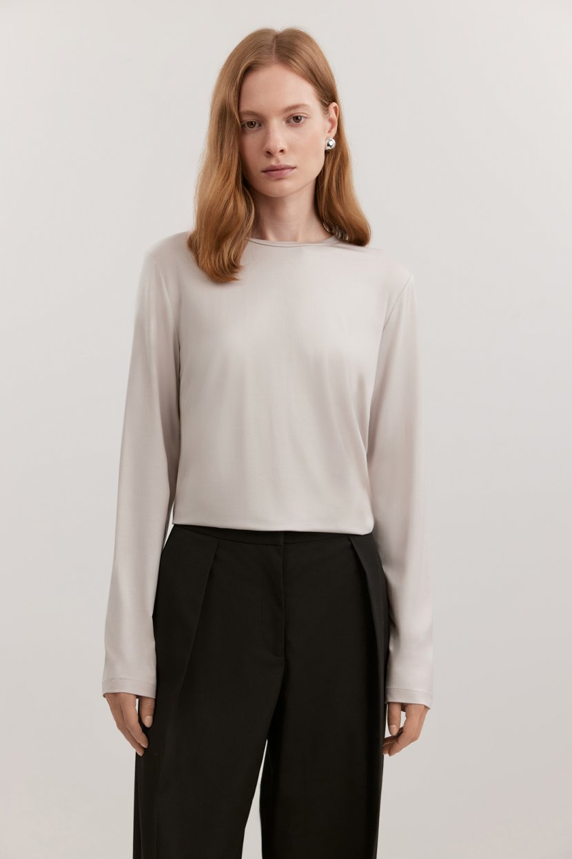 Лонгслив на основе лиоцелла 2699₽