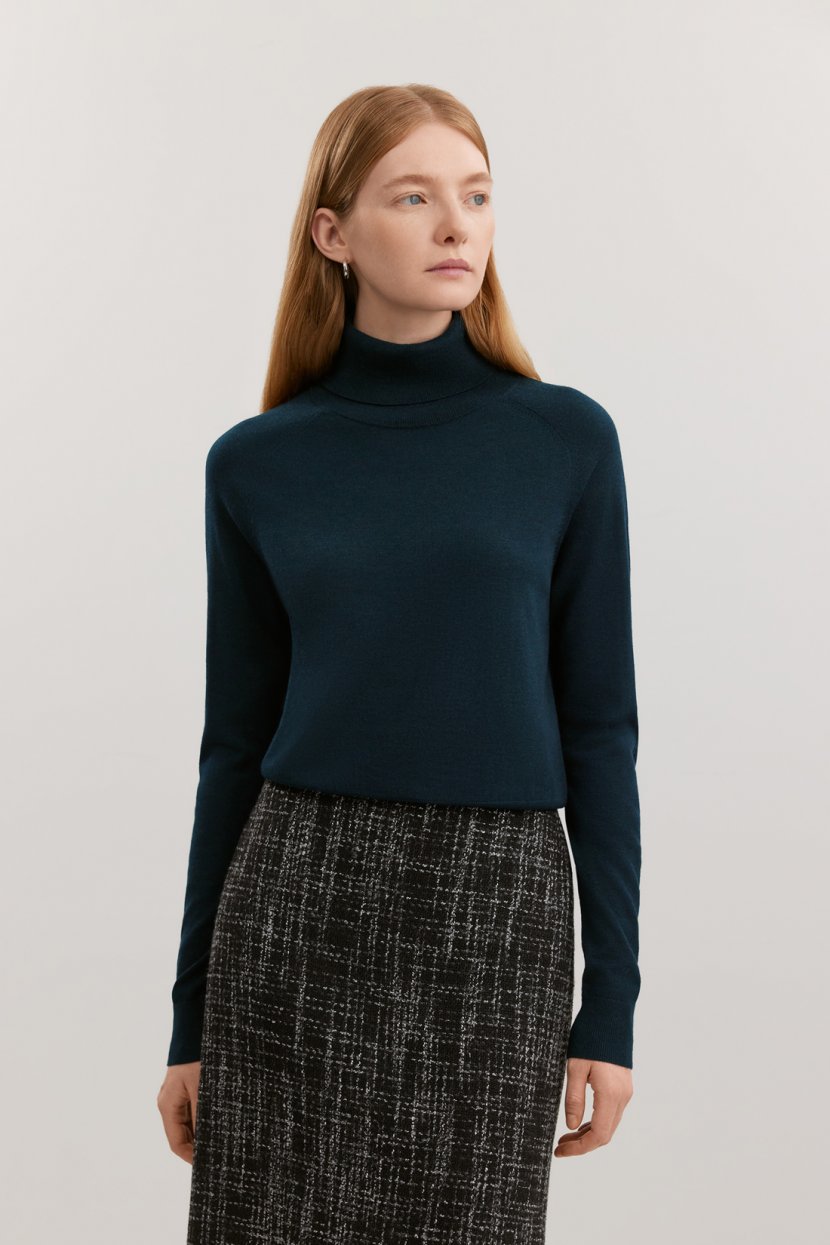 Водолазка с добавлением шерсти 2399₽