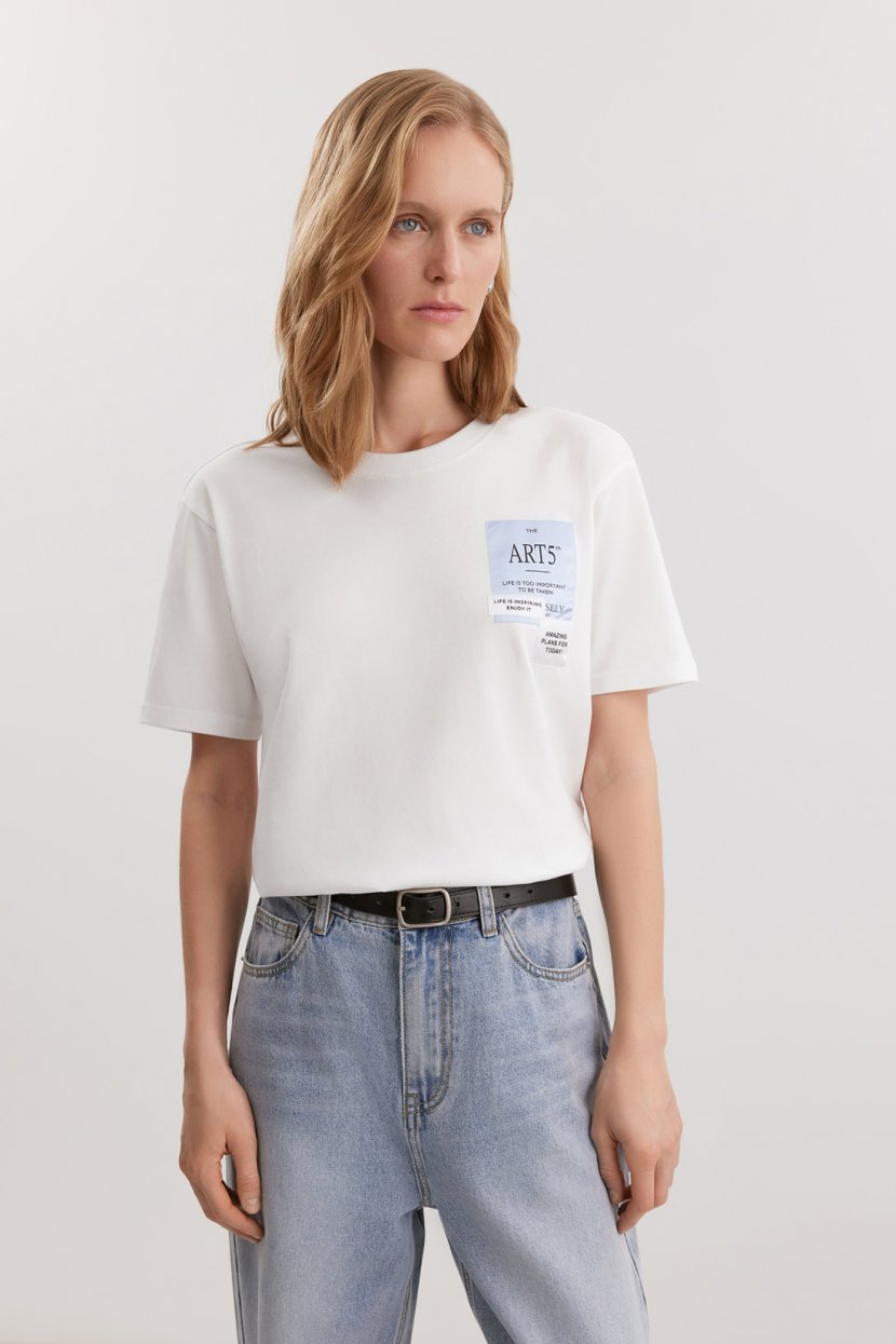 Футболка из 100 хлопка L белый 1999₽