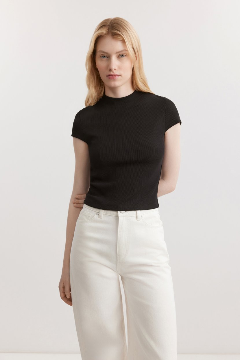 Футболка из смесового полотна в рубчик L черный 2399₽