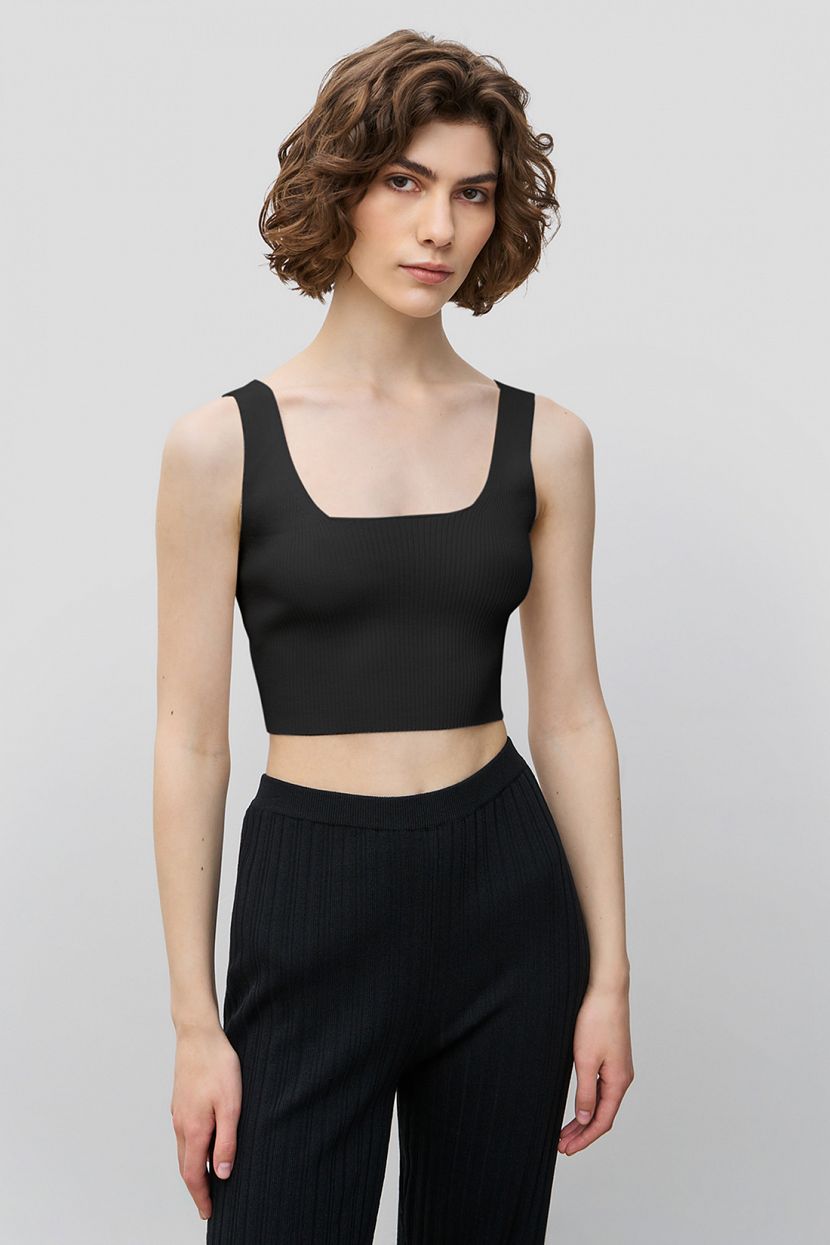 Топ L черный 1999₽