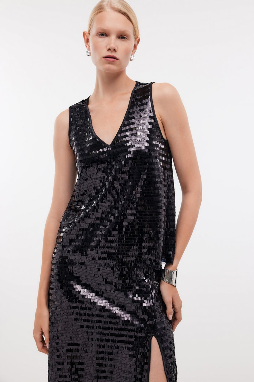 Топ из пайеток без рукавов L черный 3199₽