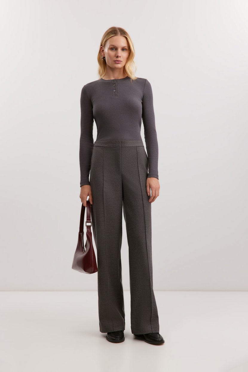 Брюки из смесовой костюмной ткани 5599₽