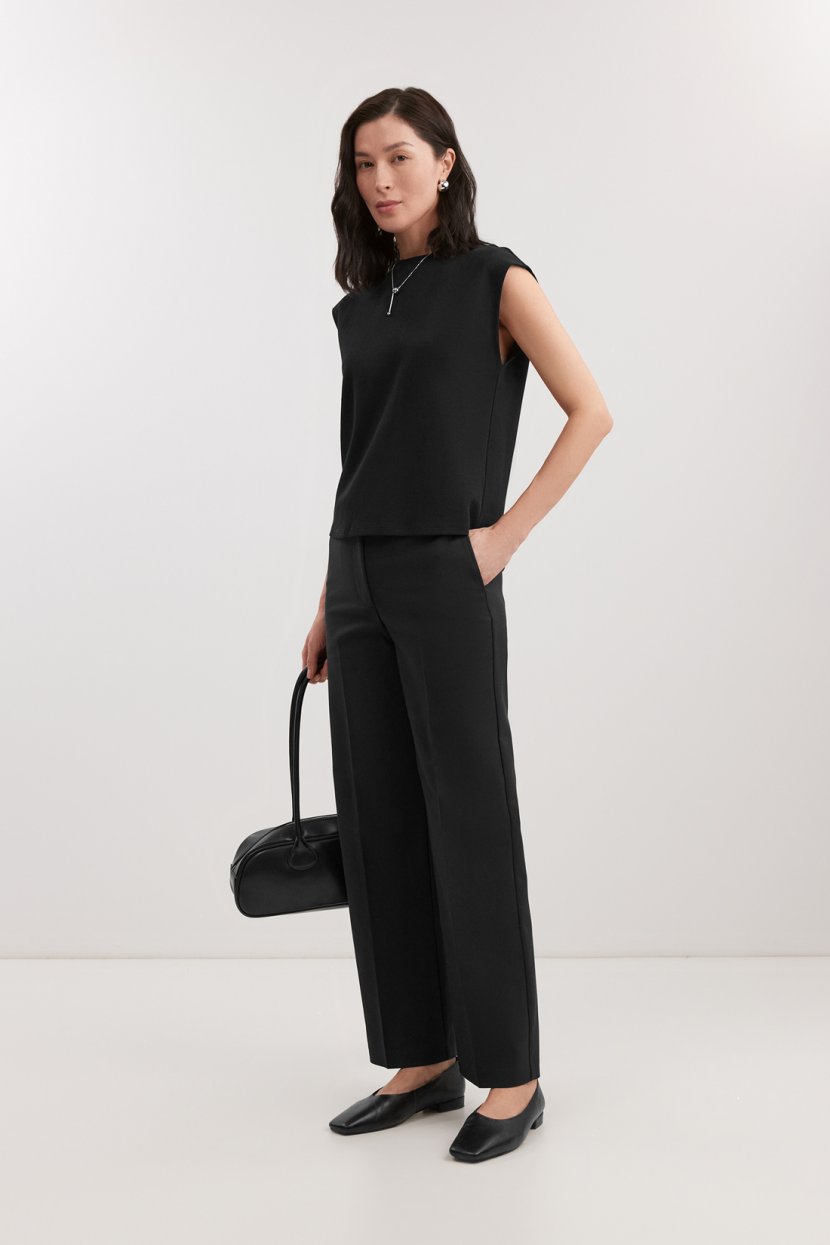 Прямые брюки со стрелками 8799₽