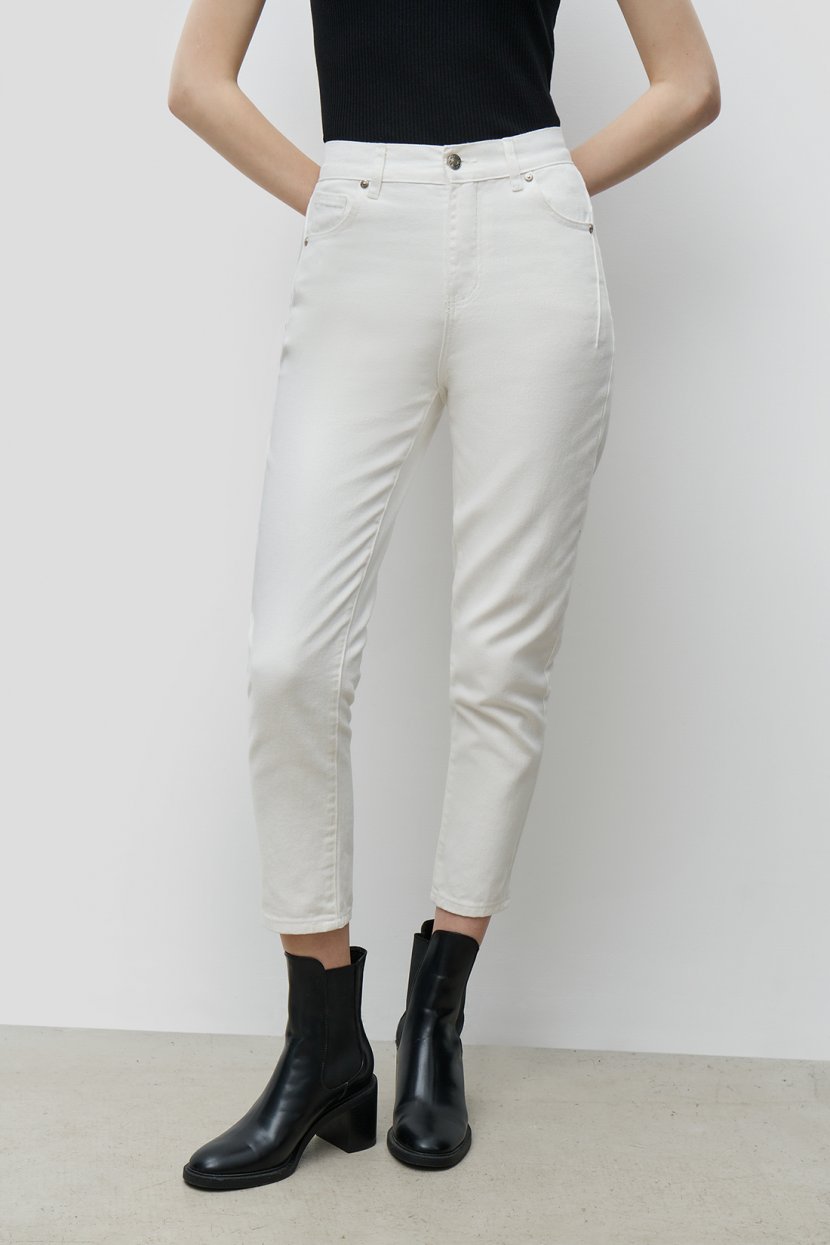 Укороченные джинсы carrot 28 белый 5299₽