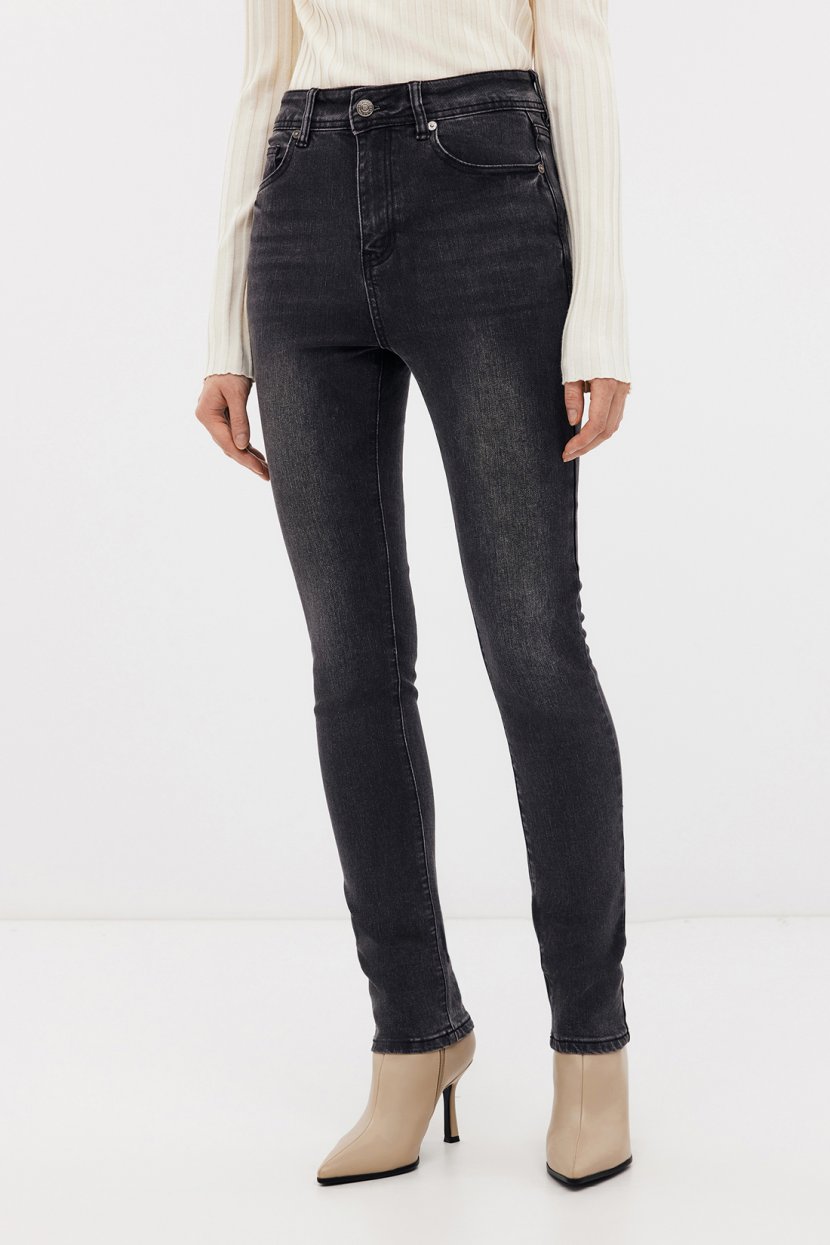 Джинсы зауженные SKINNY 25 серый 3999₽