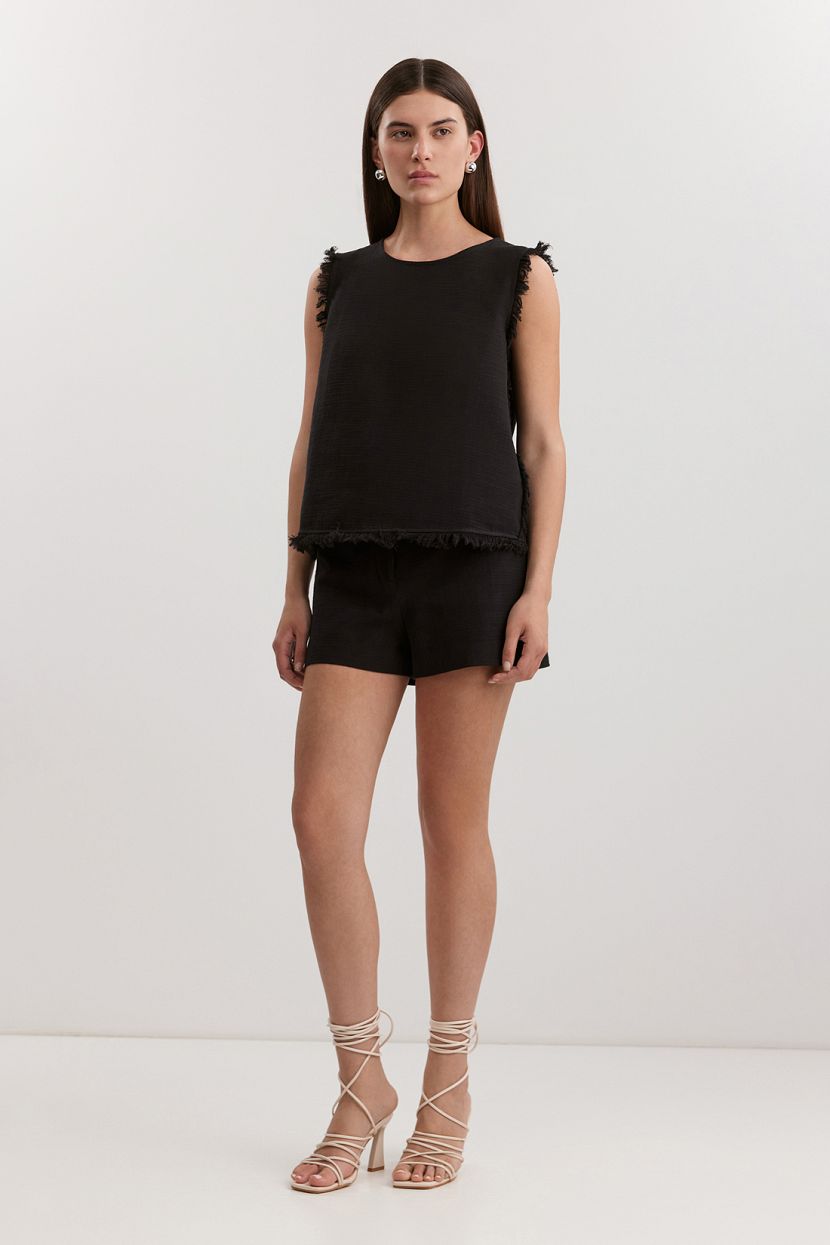 Шорты из хлопка и льна