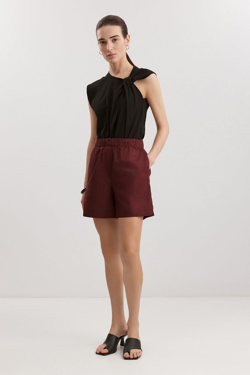 Шорты из 100 хлопка L красный 4999₽