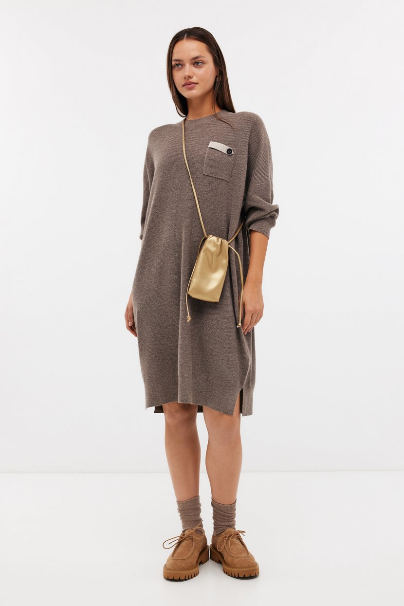 Платье из смесовой вискозы 4899₽