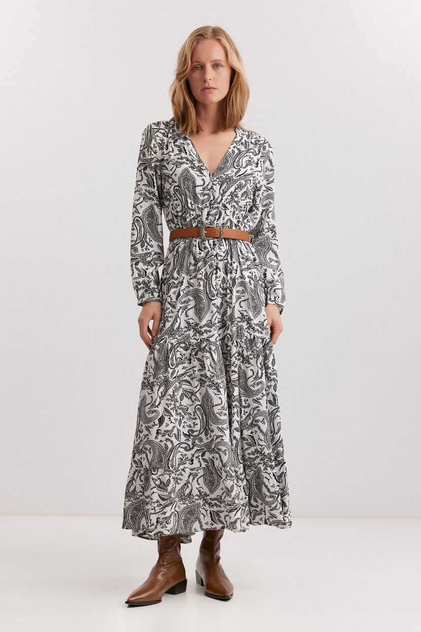 Платье из 100 вискозы L белый 6599₽