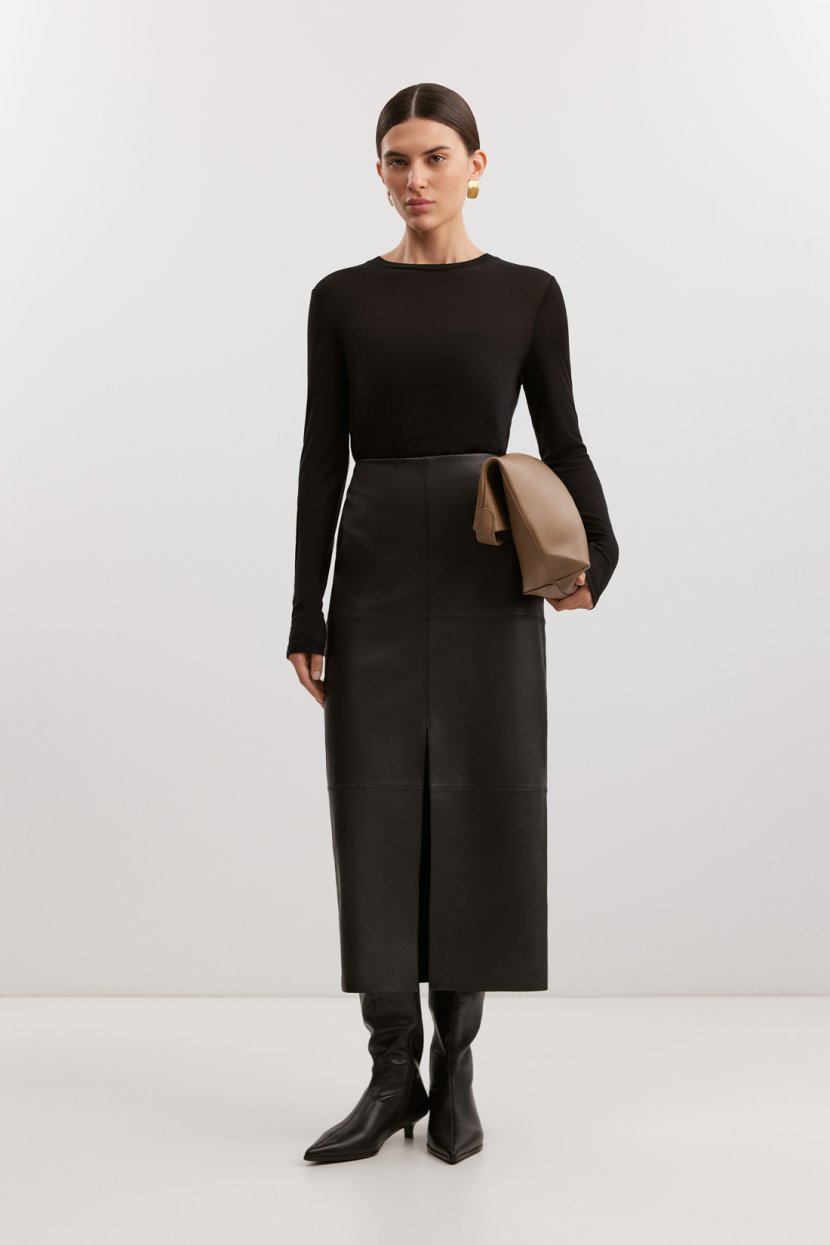 Прямая юбка-миди из натуральной кожи 20999₽