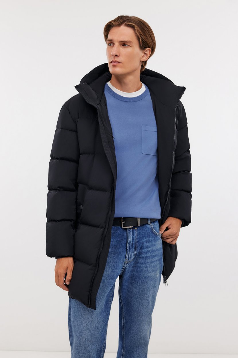 Пуховое пальто с капюшоном 24799₽