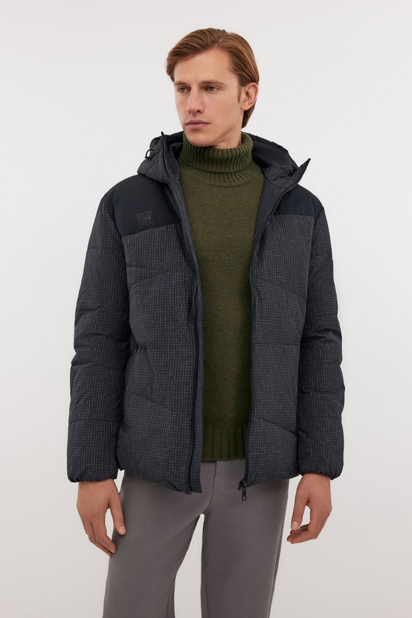 Пуховик с капюшоном и воротником-стойкой 3XL черный 11599₽