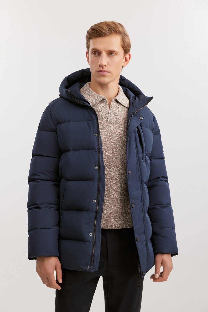 Мужской пуховик с капюшоном и воротником-стойкой 26399₽