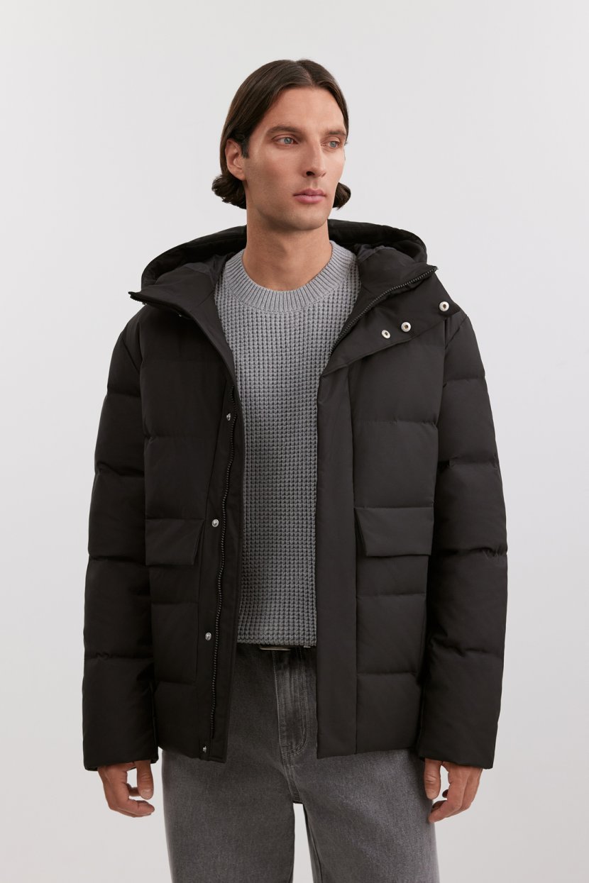 Короткий пуховик с капюшоном 23099₽