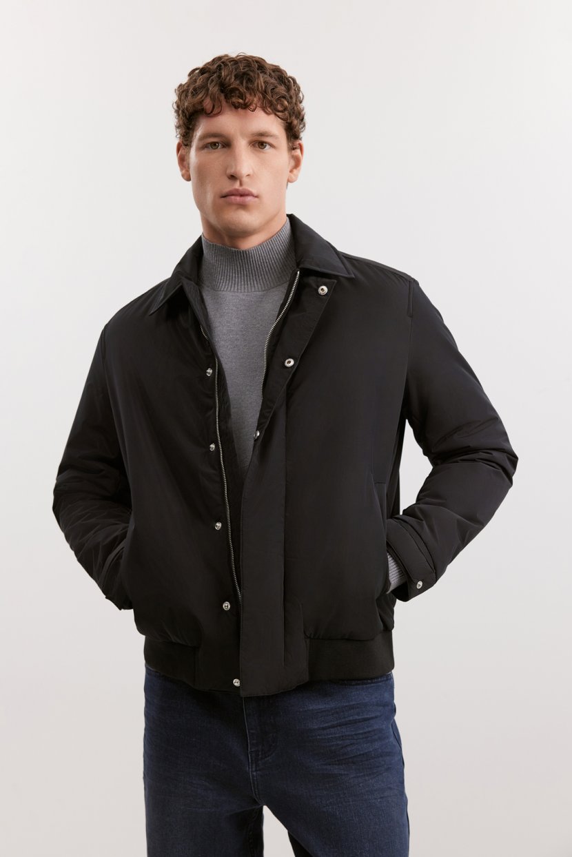 Куртка из матовой плотной ткани 7999₽
