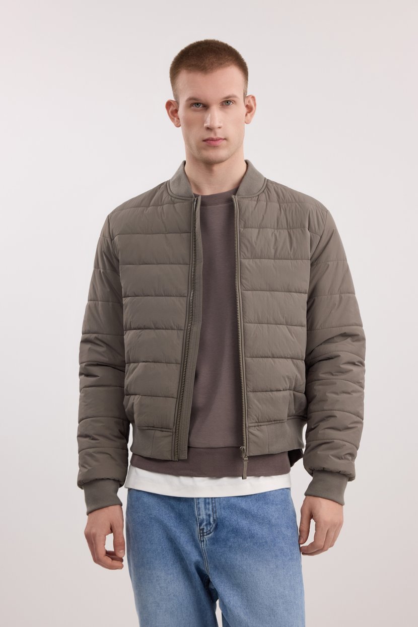 Куртка-бомбер с воротником-стойкой 15399₽