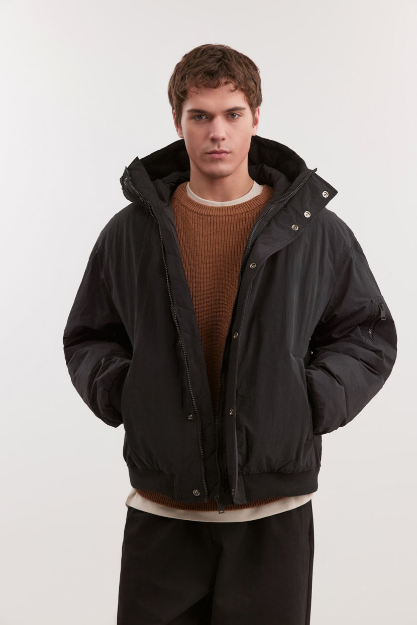 Куртка прямого кроя с капюшоном