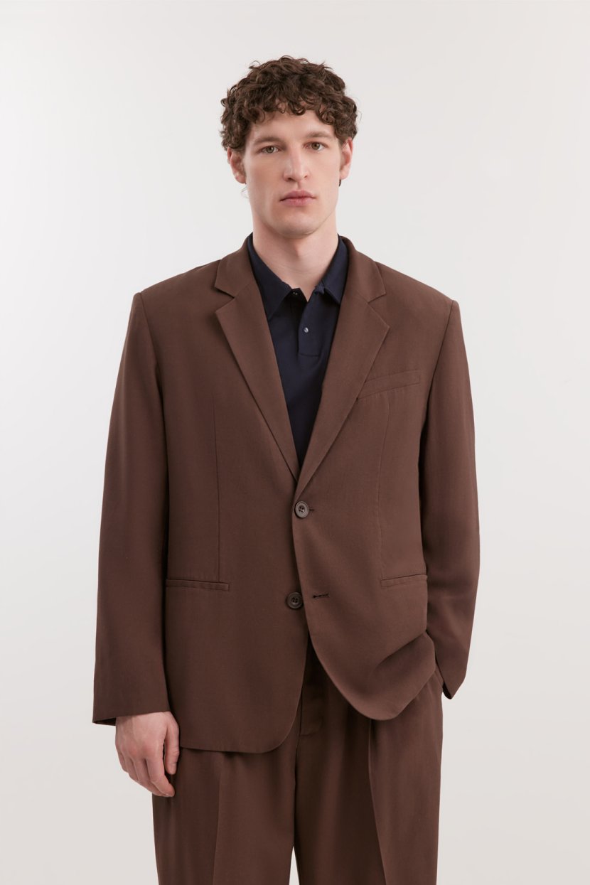 Облегченный пиджак из вискозы и льна