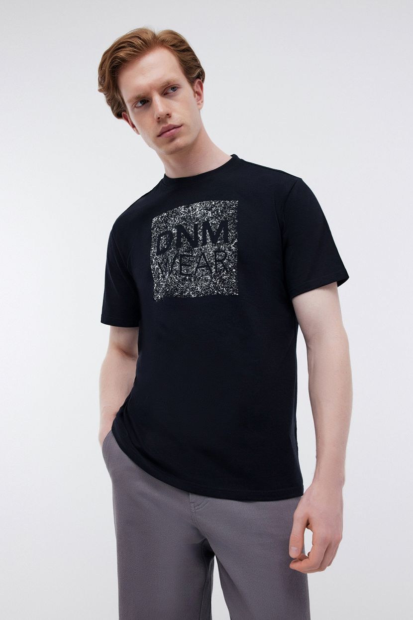 Черная базовая футболка с принтом (арт. BAON B7324061), размер L, цвет черный