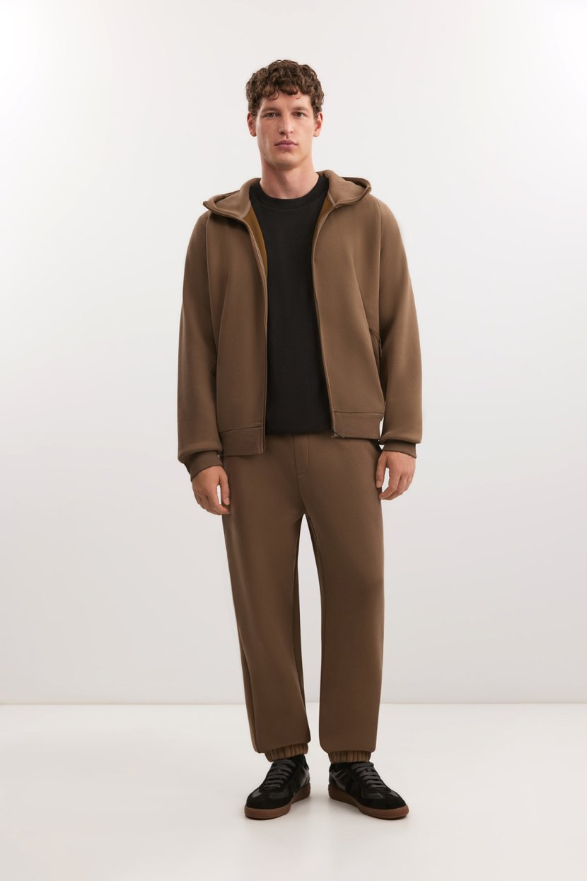 Трикотажные брюки-джоггеры на резинке 5599₽